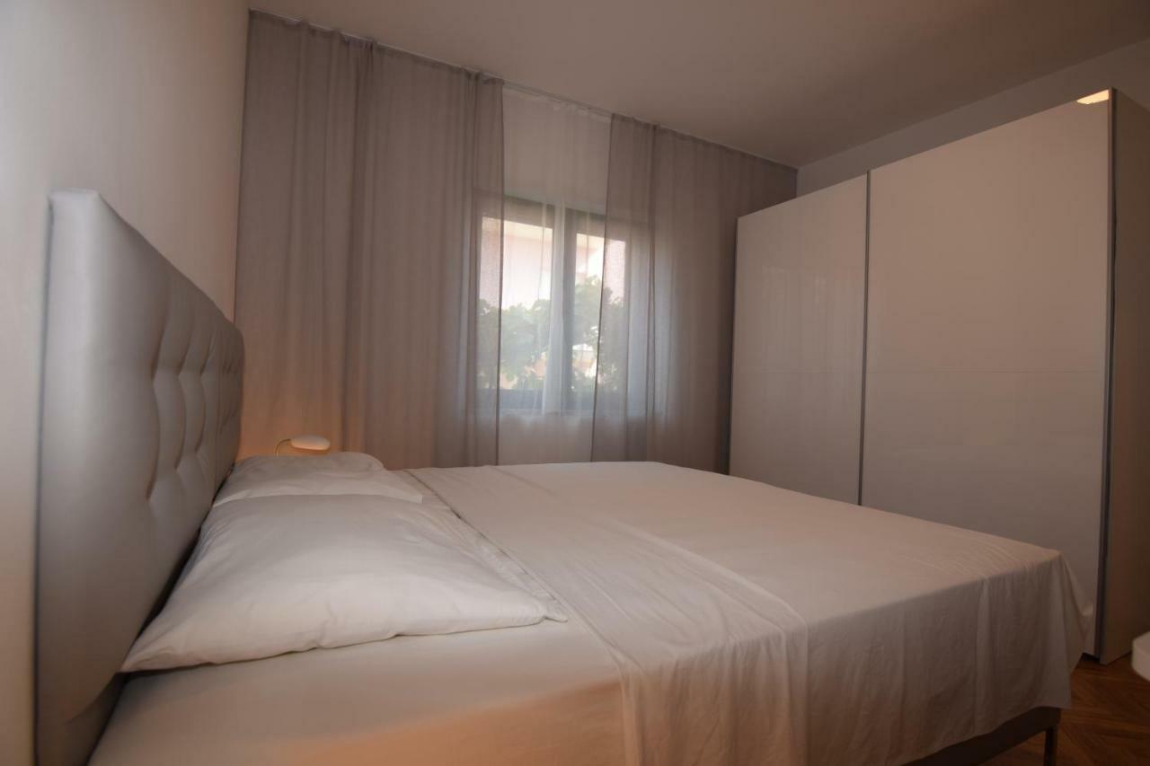 Apartments Pavic Valbandon Fažana Extérieur photo